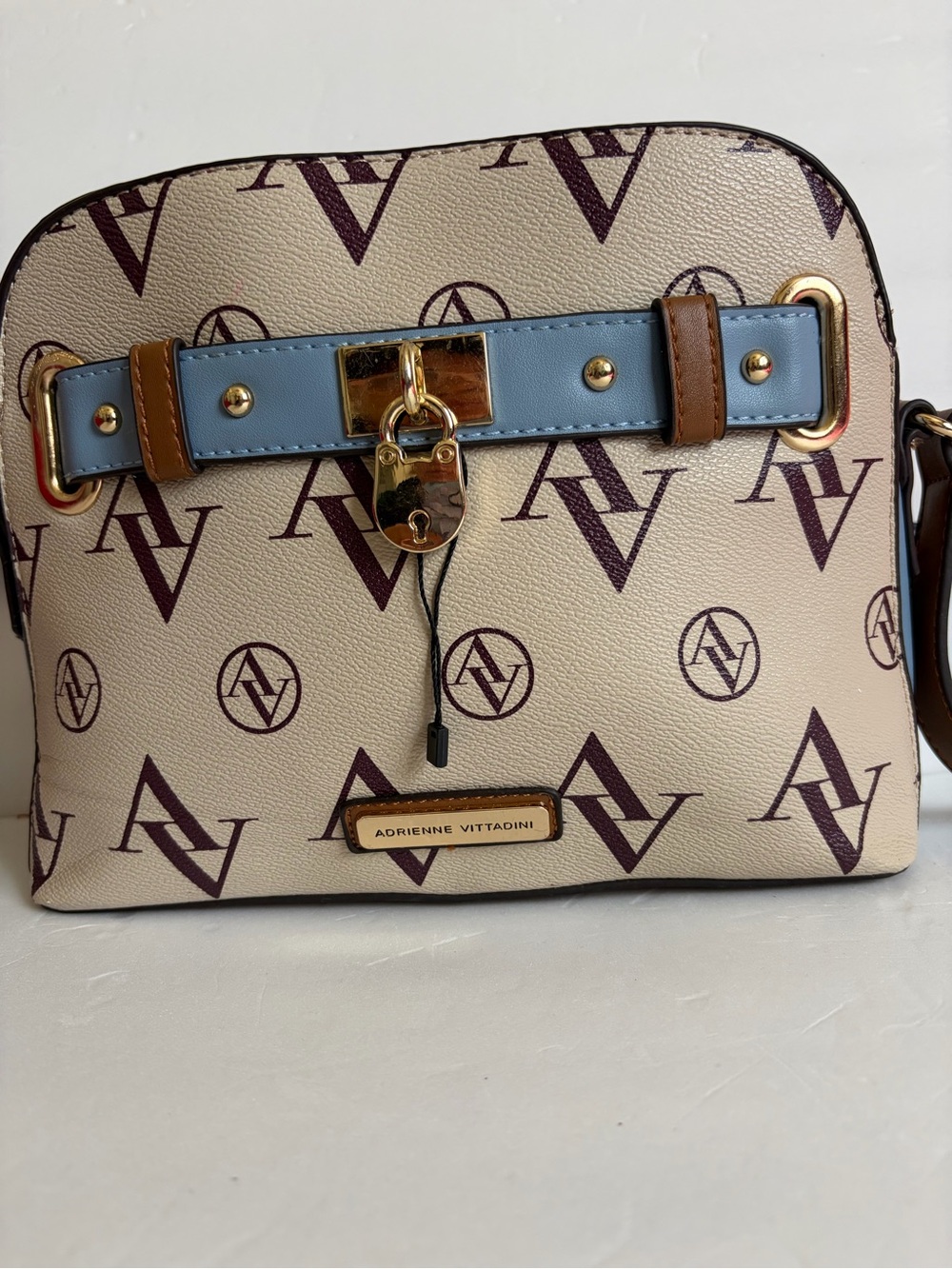 Adrienne Vittadini Cream Crossbody with Blue and Tan Trim - Picture 3 of 10